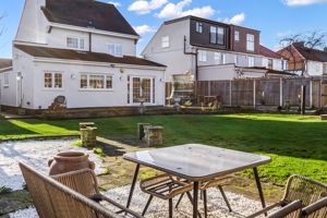 Photo 30- click for photo gallery